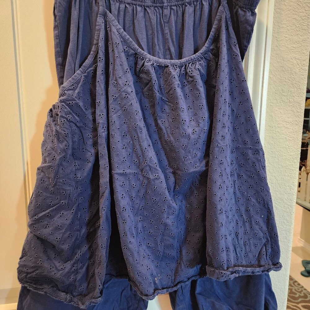 Dreams & Company Navy Eyelet Racerback Tank & Capri Pajama Set 1X 22